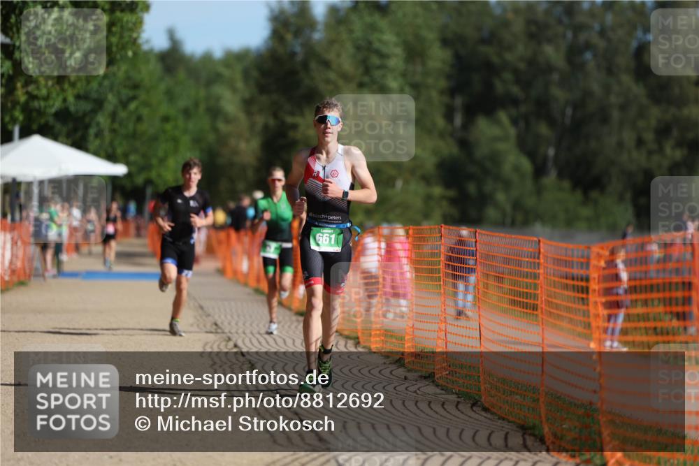 07.09.2025 - 19. Norderstedt Triathlon Michael Strokosch http://msf.ph/oto/8812692 07.09.2025 10:43:36 Laufen 87, 93, 661 meine-sportfotos.de