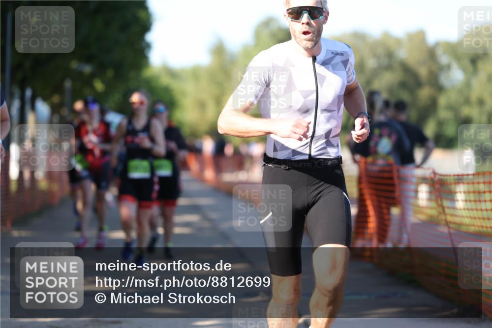 07.09.2025 - 19. Norderstedt Triathlon Michael Strokosch http://msf.ph/oto/8812699 07.09.2025 16:21:57 Laufen 396, 439, 491, 503, 517, 547, 1072, 1077, 1093, 1407, 1470, 1494, 1569 meine-sportfotos.de