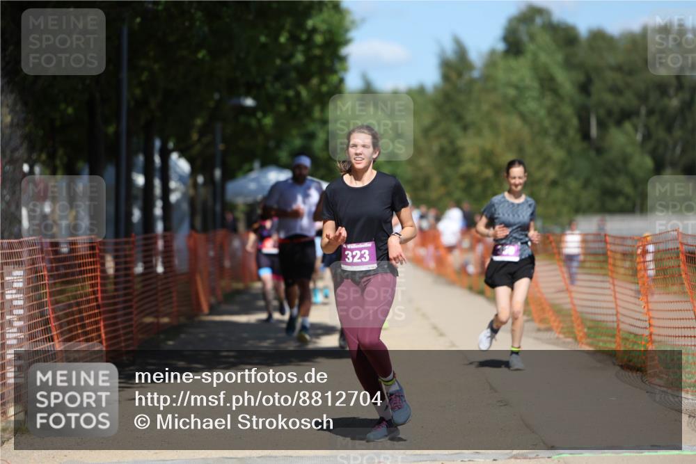 07.09.2025 - 19. Norderstedt Triathlon Michael Strokosch http://msf.ph/oto/8812704 07.09.2025 13:30:02 Laufen 193, 206, 323, 351, 359 meine-sportfotos.de