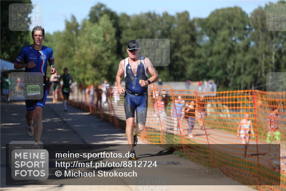 07.09.2025 - 19. Norderstedt Triathlon Michael Strokosch http://msf.ph/oto/8812724 07.09.2025 15:24:59 Laufen 963, 1506 meine-sportfotos.de