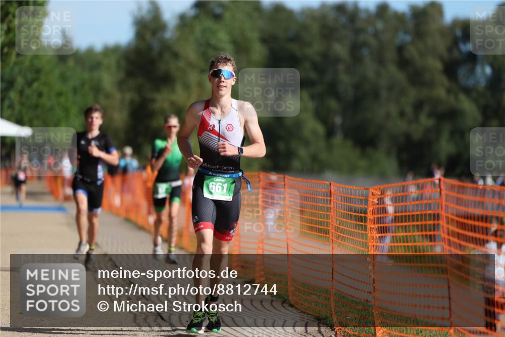 07.09.2025 - 19. Norderstedt Triathlon Michael Strokosch http://msf.ph/oto/8812744 07.09.2025 10:43:37 Laufen 87, 93, 661 meine-sportfotos.de