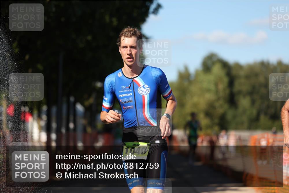 07.09.2025 - 19. Norderstedt Triathlon Michael Strokosch http://msf.ph/oto/8812759 07.09.2025 15:25:01 Laufen 963, 1506 meine-sportfotos.de