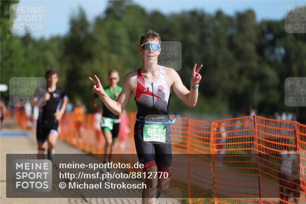 07.09.2025 - 19. Norderstedt Triathlon Michael Strokosch http://msf.ph/oto/8812770 07.09.2025 10:43:38 Laufen 87, 93, 661 meine-sportfotos.de