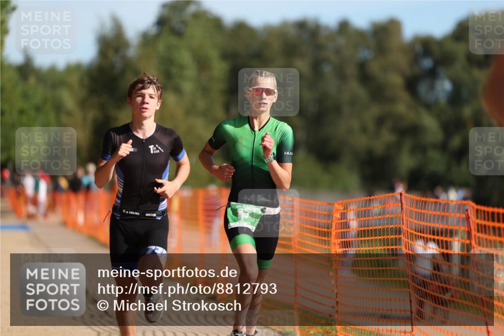 07.09.2025 - 19. Norderstedt Triathlon Michael Strokosch http://msf.ph/oto/8812793 07.09.2025 10:43:40 Laufen 87, 93, 661 meine-sportfotos.de
