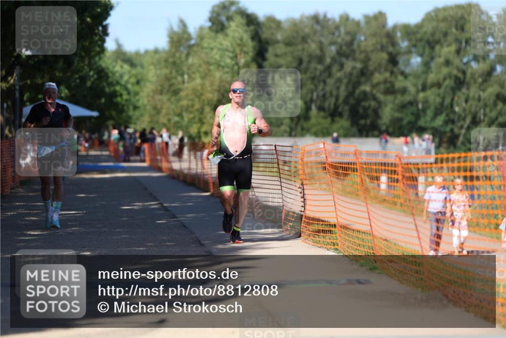 07.09.2025 - 19. Norderstedt Triathlon Michael Strokosch http://msf.ph/oto/8812808 07.09.2025 15:25:30 Laufen 411, 1005 meine-sportfotos.de