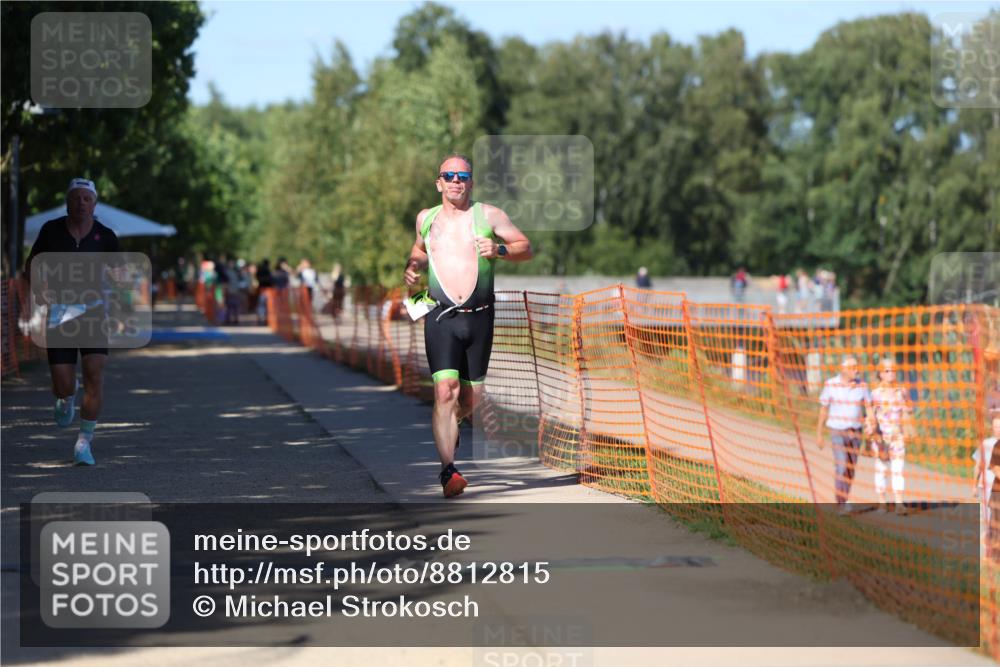 07.09.2025 - 19. Norderstedt Triathlon Michael Strokosch http://msf.ph/oto/8812815 07.09.2025 15:25:30 Laufen 411, 1005 meine-sportfotos.de