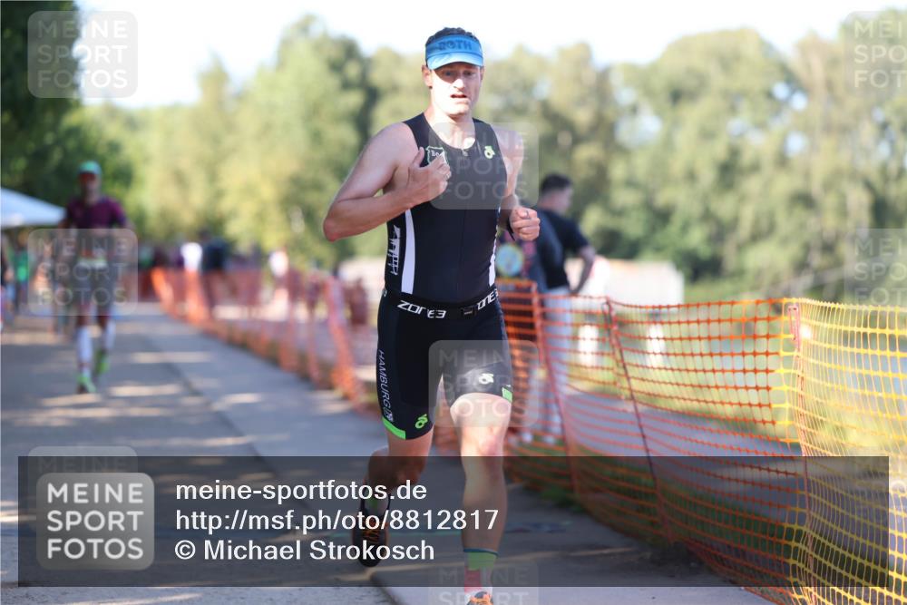 07.09.2025 - 19. Norderstedt Triathlon Michael Strokosch http://msf.ph/oto/8812817 07.09.2025 16:22:18 Laufen 465, 1058, 1555, 1594, 1611 meine-sportfotos.de