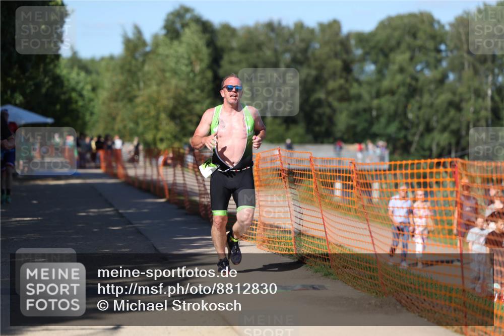 07.09.2025 - 19. Norderstedt Triathlon Michael Strokosch http://msf.ph/oto/8812830 07.09.2025 15:25:31 Laufen 411, 1005 meine-sportfotos.de