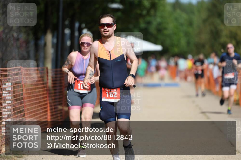 07.09.2025 - 19. Norderstedt Triathlon Michael Strokosch http://msf.ph/oto/8812843 07.09.2025 12:51:24 Laufen 162, 163, 761 meine-sportfotos.de