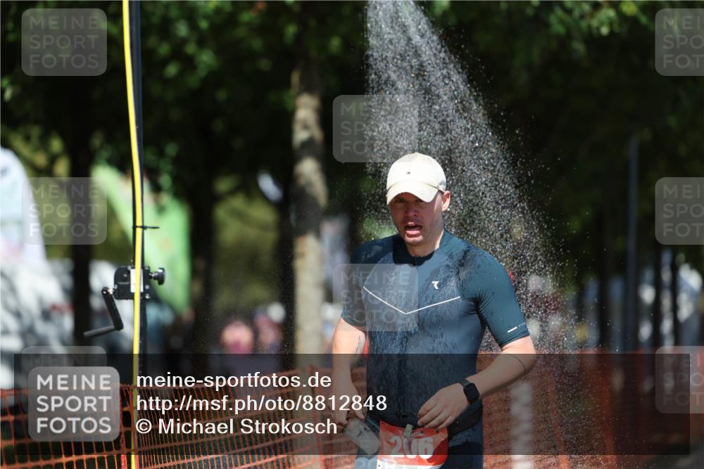 07.09.2025 - 19. Norderstedt Triathlon Michael Strokosch http://msf.ph/oto/8812848 07.09.2025 13:30:10 Laufen 137, 193, 206, 351, 354 meine-sportfotos.de