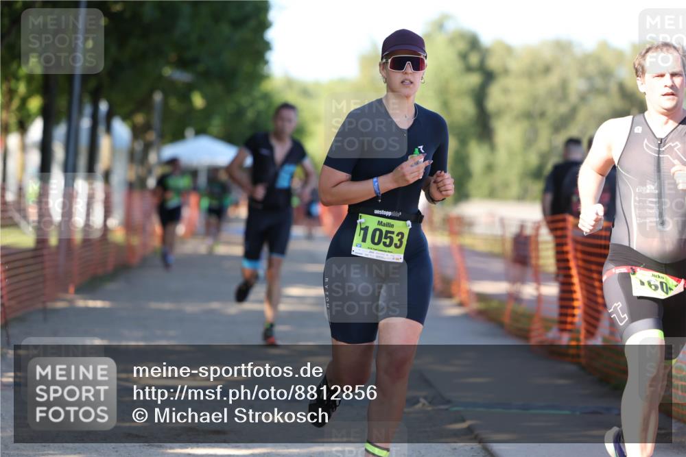 07.09.2025 - 19. Norderstedt Triathlon Michael Strokosch http://msf.ph/oto/8812856 07.09.2025 16:22:27 Laufen 1053, 1058, 1460, 1602, 1611, 1621 meine-sportfotos.de