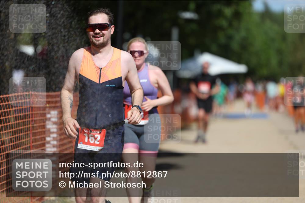 07.09.2025 - 19. Norderstedt Triathlon Michael Strokosch http://msf.ph/oto/8812867 07.09.2025 12:51:25 Laufen 162, 163, 761 meine-sportfotos.de