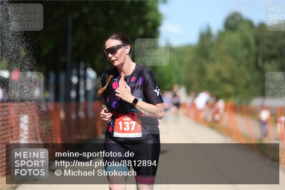 07.09.2025 - 19. Norderstedt Triathlon Michael Strokosch http://msf.ph/oto/8812894 07.09.2025 13:30:14 Laufen 137, 354 meine-sportfotos.de