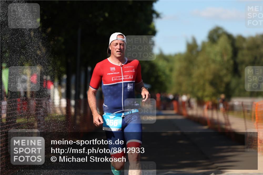 07.09.2025 - 19. Norderstedt Triathlon Michael Strokosch http://msf.ph/oto/8812933 07.09.2025 15:25:38 Laufen 411 meine-sportfotos.de