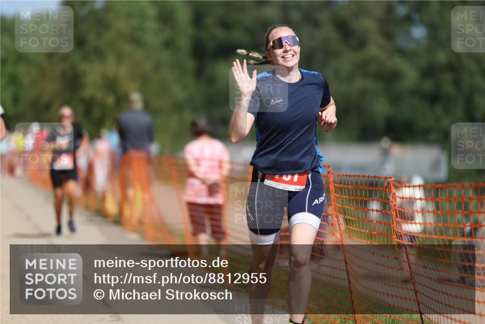 07.09.2025 - 19. Norderstedt Triathlon Michael Strokosch http://msf.ph/oto/8812955 07.09.2025 12:51:31 Laufen 239, 761, 1331 meine-sportfotos.de