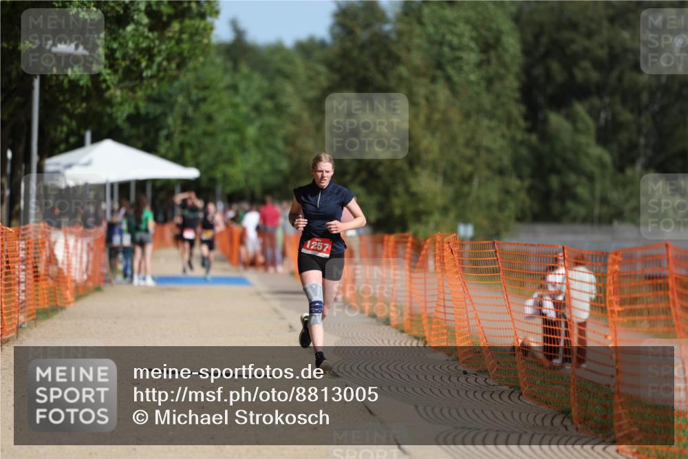 07.09.2025 - 19. Norderstedt Triathlon Michael Strokosch http://msf.ph/oto/8813005 07.09.2025 11:42:22 Laufen 1257 meine-sportfotos.de
