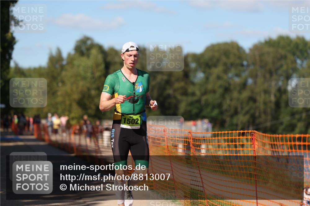 07.09.2025 - 19. Norderstedt Triathlon Michael Strokosch http://msf.ph/oto/8813007 07.09.2025 15:26:02 Laufen 1502 meine-sportfotos.de