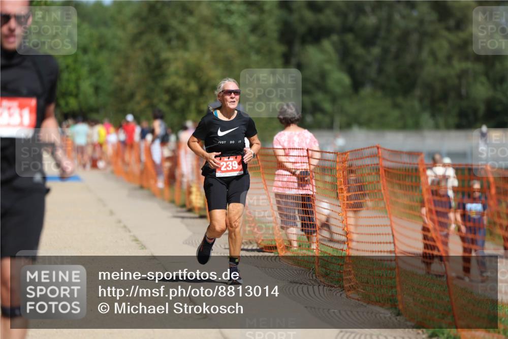 07.09.2025 - 19. Norderstedt Triathlon Michael Strokosch http://msf.ph/oto/8813014 07.09.2025 12:51:34 Laufen 239, 761, 1331 meine-sportfotos.de