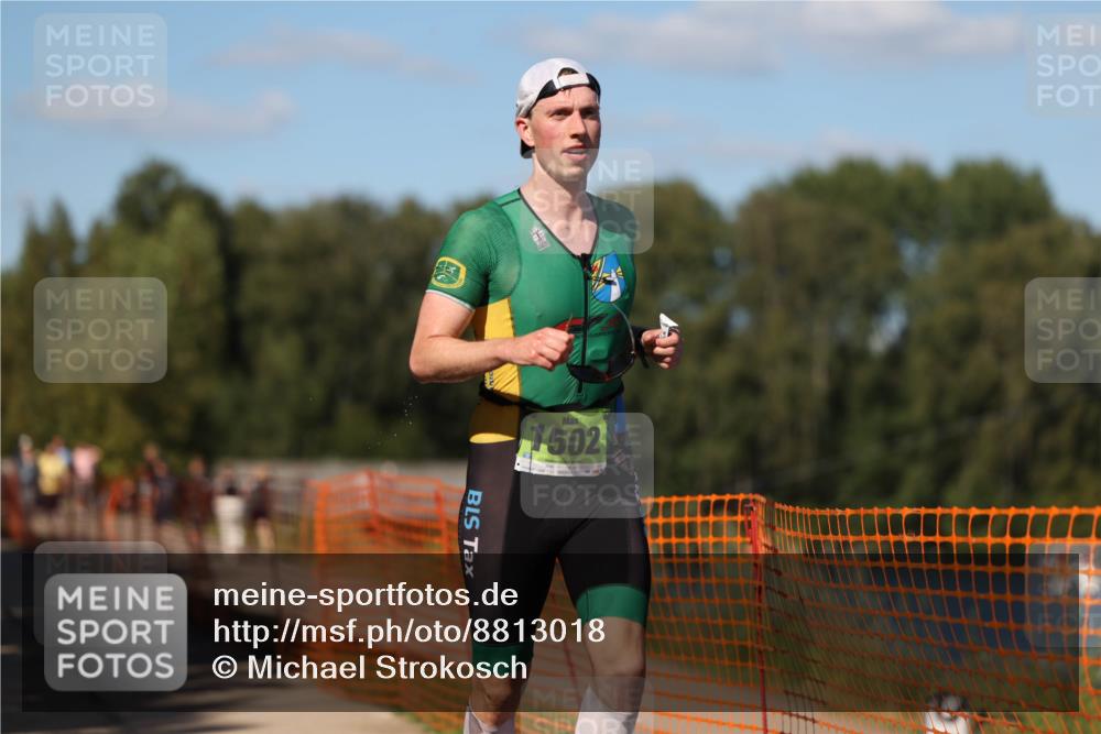 07.09.2025 - 19. Norderstedt Triathlon Michael Strokosch http://msf.ph/oto/8813018 07.09.2025 15:26:03 Laufen 1502 meine-sportfotos.de