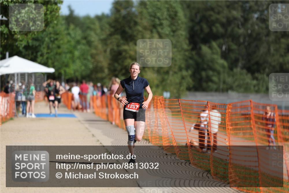 07.09.2025 - 19. Norderstedt Triathlon Michael Strokosch http://msf.ph/oto/8813032 07.09.2025 11:42:23 Laufen 1257 meine-sportfotos.de