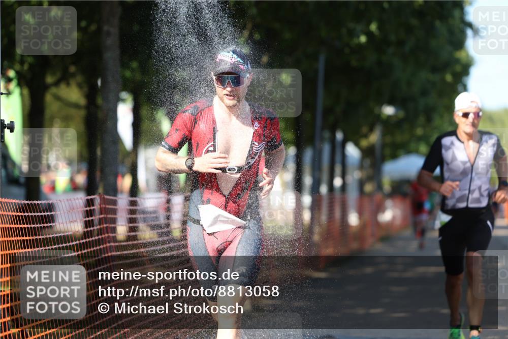 07.09.2025 - 19. Norderstedt Triathlon Michael Strokosch http://msf.ph/oto/8813058 07.09.2025 15:26:31 Laufen 1404 meine-sportfotos.de