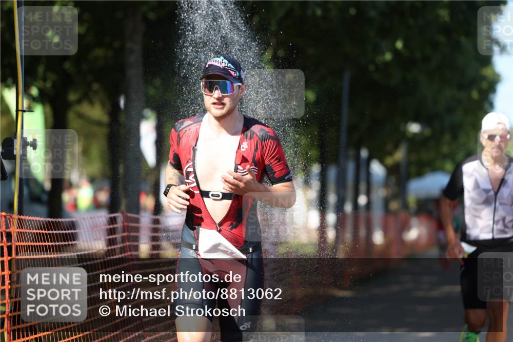 07.09.2025 - 19. Norderstedt Triathlon Michael Strokosch http://msf.ph/oto/8813062 07.09.2025 15:26:31 Laufen 1404 meine-sportfotos.de