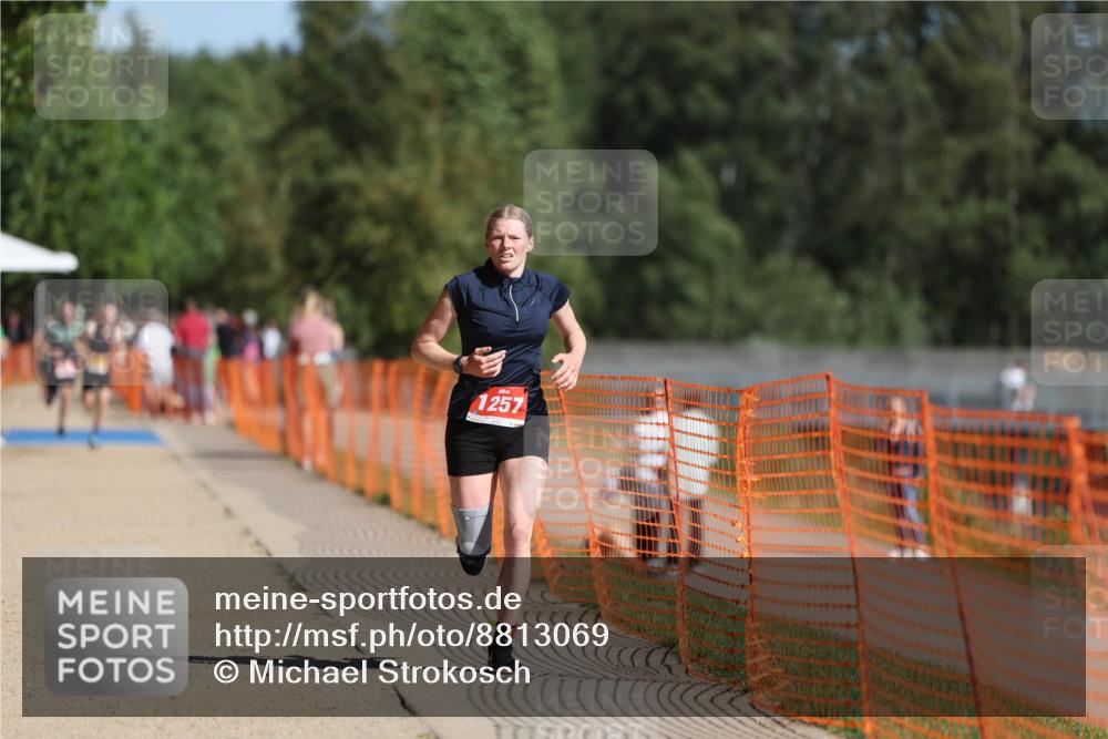 07.09.2025 - 19. Norderstedt Triathlon Michael Strokosch http://msf.ph/oto/8813069 07.09.2025 11:42:24 Laufen 1257 meine-sportfotos.de