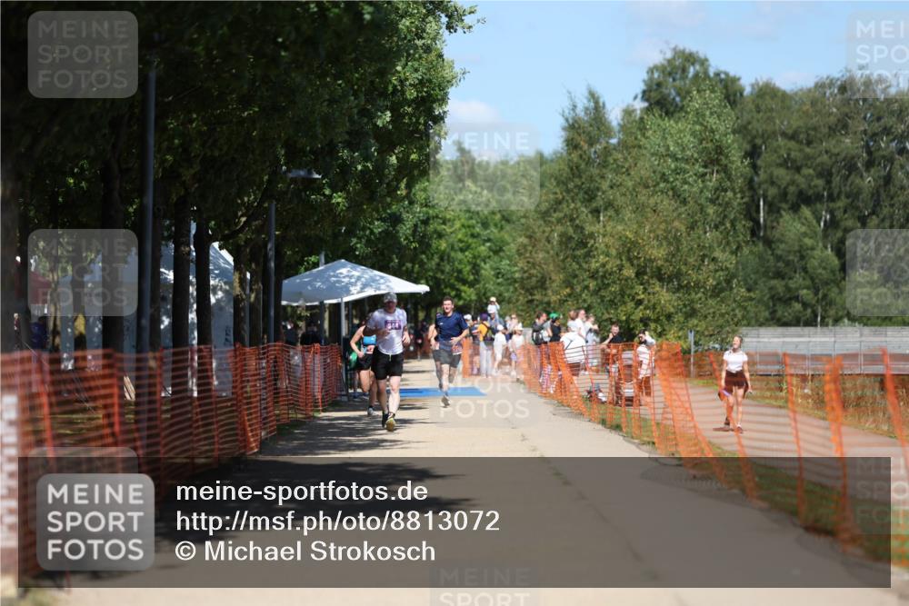 07.09.2025 - 19. Norderstedt Triathlon Michael Strokosch http://msf.ph/oto/8813072 07.09.2025 13:30:38 Laufen  meine-sportfotos.de