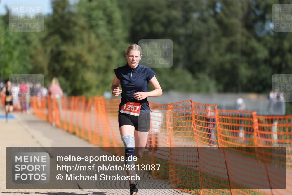 07.09.2025 - 19. Norderstedt Triathlon Michael Strokosch http://msf.ph/oto/8813087 07.09.2025 11:42:25 Laufen 1257 meine-sportfotos.de