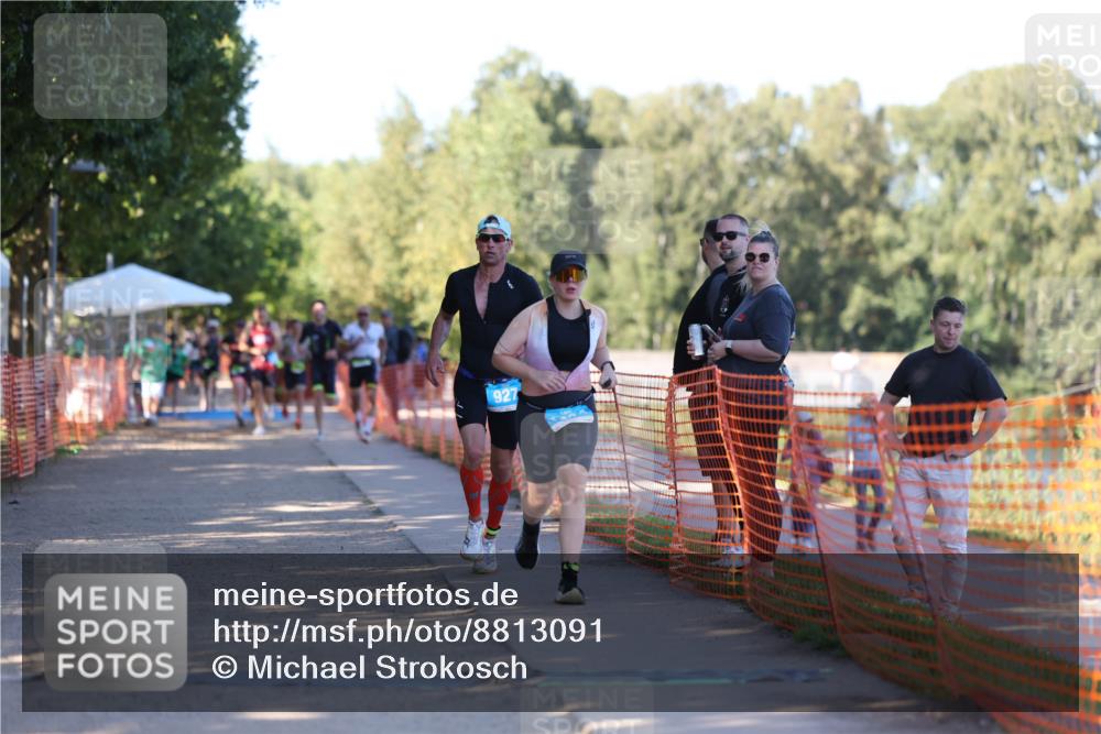 07.09.2025 - 19. Norderstedt Triathlon Michael Strokosch http://msf.ph/oto/8813091 07.09.2025 16:23:04 Laufen 403, 455, 927, 1424 meine-sportfotos.de