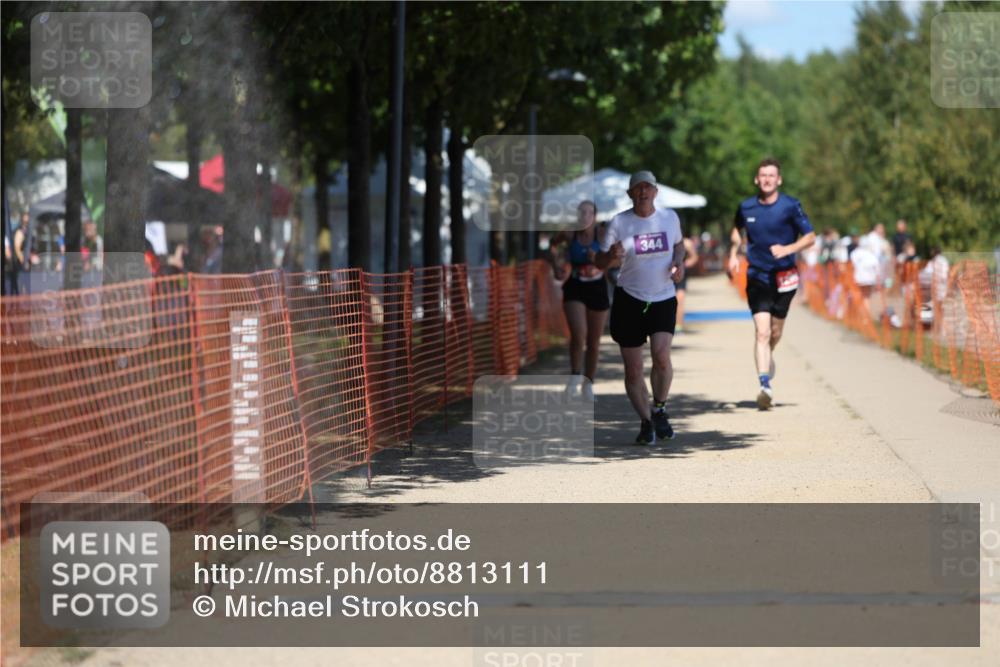 07.09.2025 - 19. Norderstedt Triathlon Michael Strokosch http://msf.ph/oto/8813111 07.09.2025 13:30:45 Laufen 344, 1299, 1385 meine-sportfotos.de