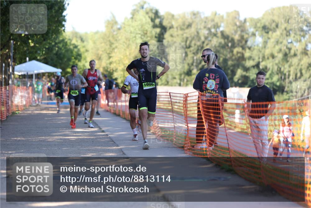 07.09.2025 - 19. Norderstedt Triathlon Michael Strokosch http://msf.ph/oto/8813114 07.09.2025 16:23:11 Laufen 362, 518, 878, 1588, 1606 meine-sportfotos.de