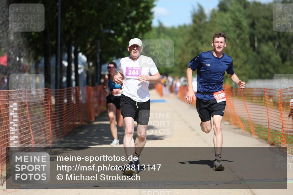 07.09.2025 - 19. Norderstedt Triathlon Michael Strokosch http://msf.ph/oto/8813147 07.09.2025 13:30:49 Laufen 344, 1299, 1385 meine-sportfotos.de