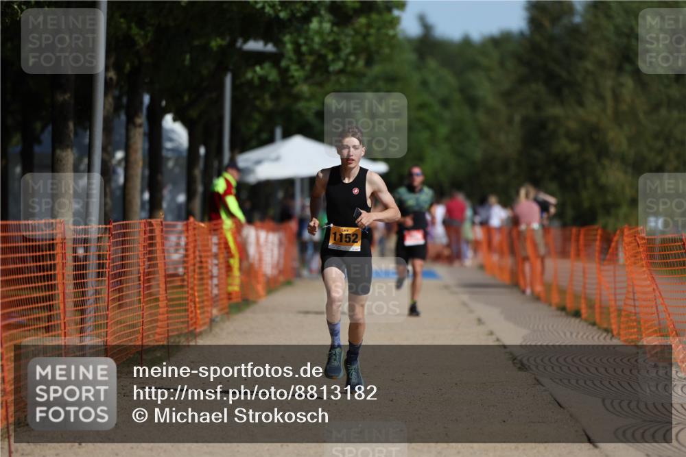 07.09.2025 - 19. Norderstedt Triathlon Michael Strokosch http://msf.ph/oto/8813182 07.09.2025 11:42:33 Laufen 1152 meine-sportfotos.de