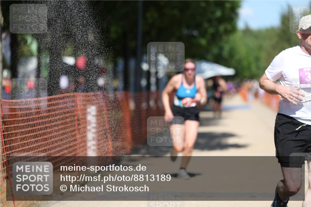 07.09.2025 - 19. Norderstedt Triathlon Michael Strokosch http://msf.ph/oto/8813189 07.09.2025 13:30:51 Laufen 344, 1299, 1385 meine-sportfotos.de