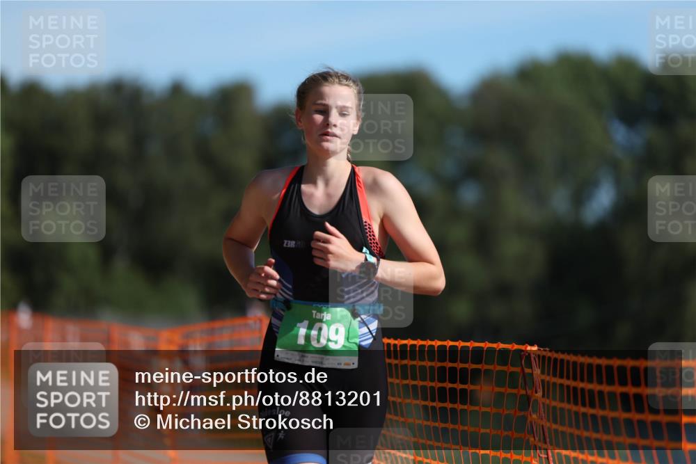 07.09.2025 - 19. Norderstedt Triathlon Michael Strokosch http://msf.ph/oto/8813201 07.09.2025 10:44:06 Laufen 96, 109, 680 meine-sportfotos.de