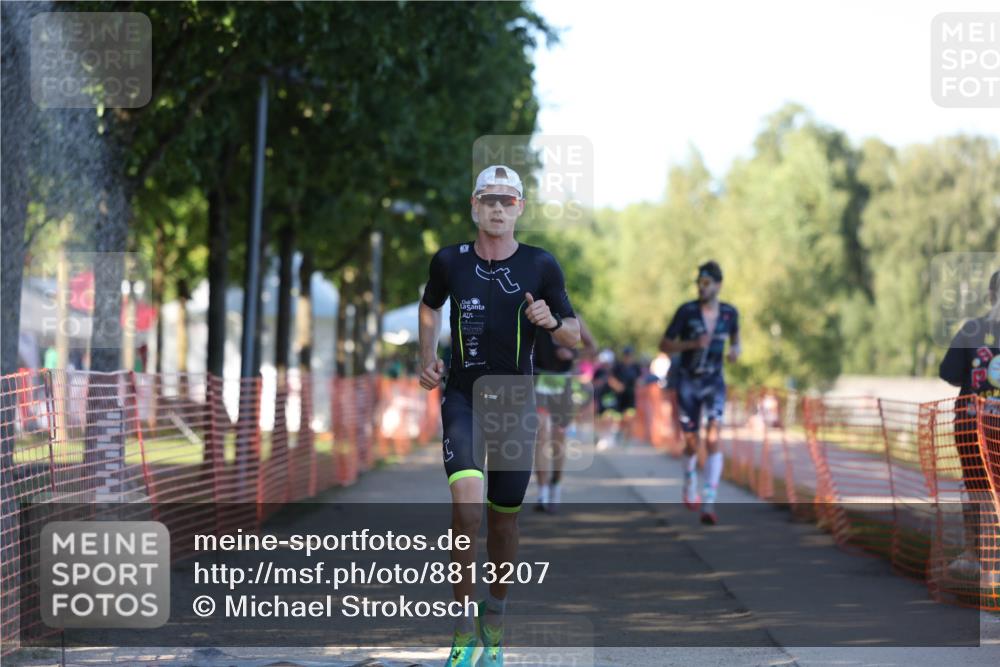 07.09.2025 - 19. Norderstedt Triathlon Michael Strokosch http://msf.ph/oto/8813207 07.09.2025 16:23:25 Laufen 494, 537, 538, 543, 943, 1046, 1433, 1561 meine-sportfotos.de