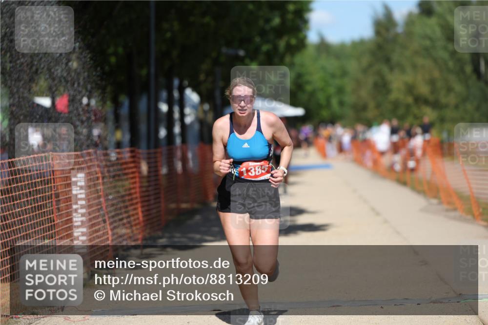 07.09.2025 - 19. Norderstedt Triathlon Michael Strokosch http://msf.ph/oto/8813209 07.09.2025 13:30:52 Laufen 344, 1299, 1385 meine-sportfotos.de