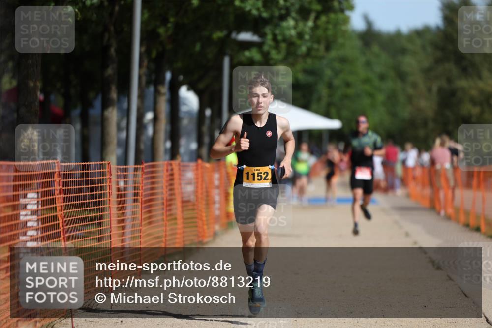 07.09.2025 - 19. Norderstedt Triathlon Michael Strokosch http://msf.ph/oto/8813219 07.09.2025 11:42:34 Laufen 1152, 1395 meine-sportfotos.de