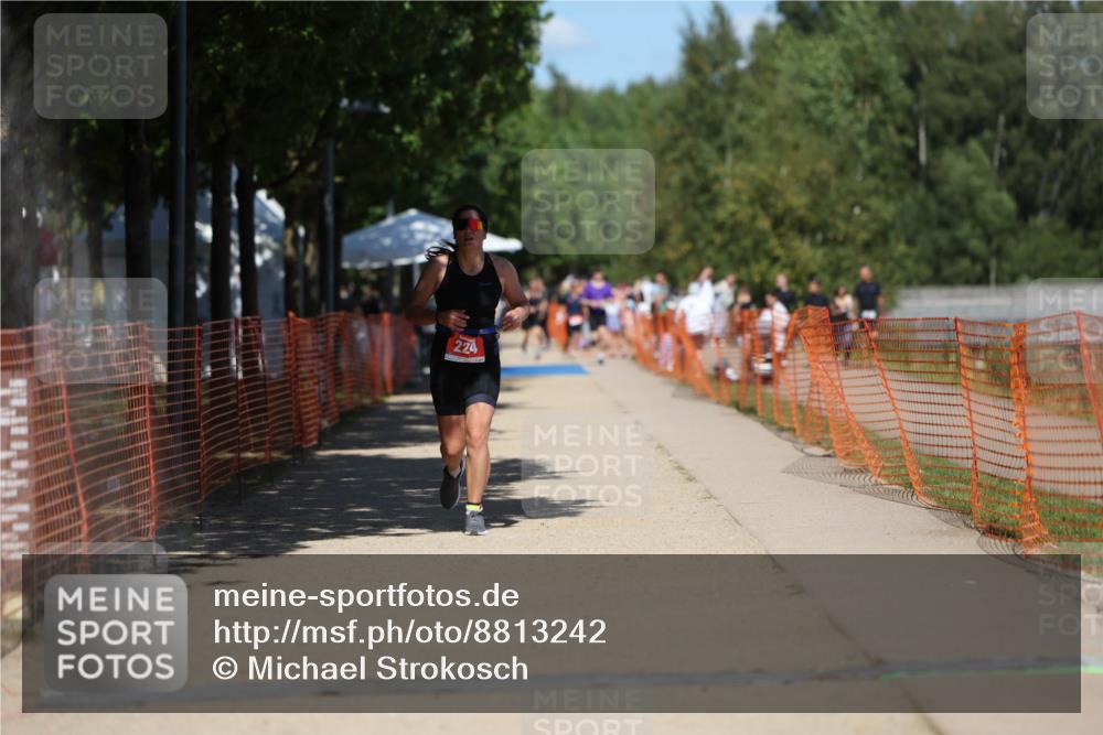 07.09.2025 - 19. Norderstedt Triathlon Michael Strokosch http://msf.ph/oto/8813242 07.09.2025 13:30:58 Laufen 224 meine-sportfotos.de