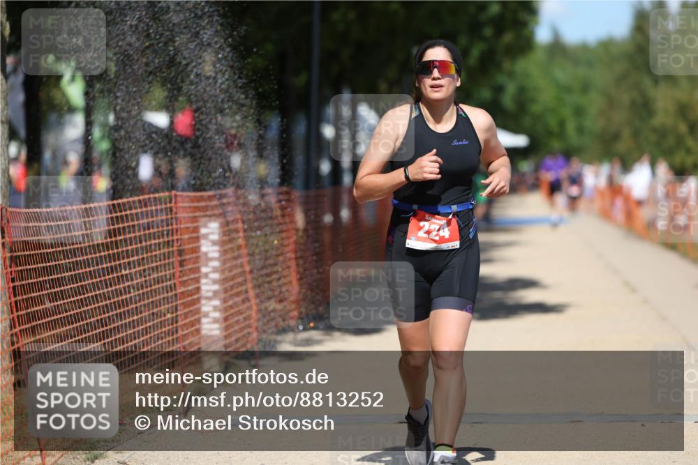 07.09.2025 - 19. Norderstedt Triathlon Michael Strokosch http://msf.ph/oto/8813252 07.09.2025 13:31:03 Laufen 224 meine-sportfotos.de
