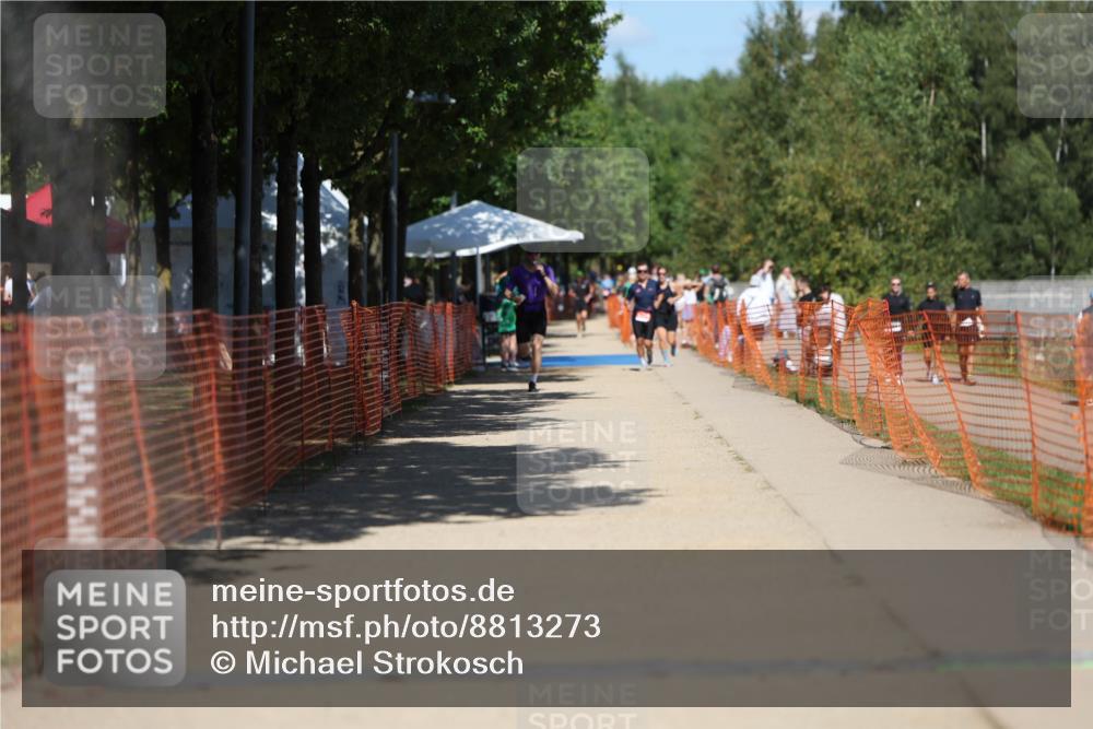 07.09.2025 - 19. Norderstedt Triathlon Michael Strokosch http://msf.ph/oto/8813273 07.09.2025 13:31:06 Laufen 224 meine-sportfotos.de