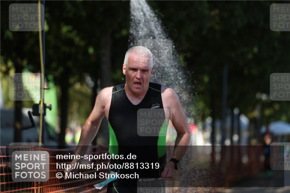 07.09.2025 - 19. Norderstedt Triathlon Michael Strokosch http://msf.ph/oto/8813319 07.09.2025 15:27:05 Laufen 391, 1457 meine-sportfotos.de