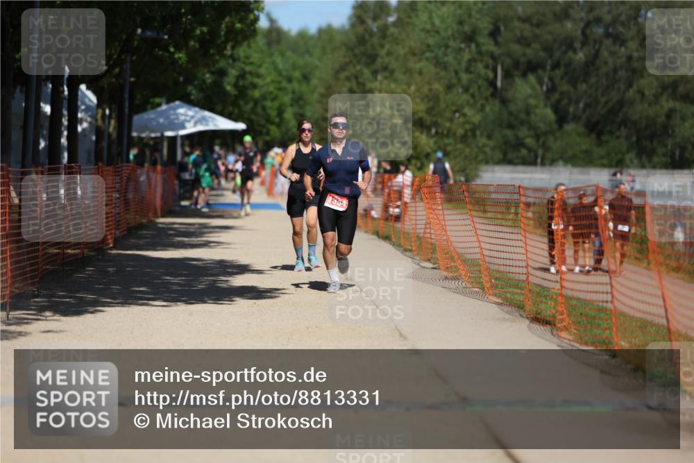 07.09.2025 - 19. Norderstedt Triathlon Michael Strokosch http://msf.ph/oto/8813331 07.09.2025 13:31:19 Laufen 298, 1259, 1354 meine-sportfotos.de