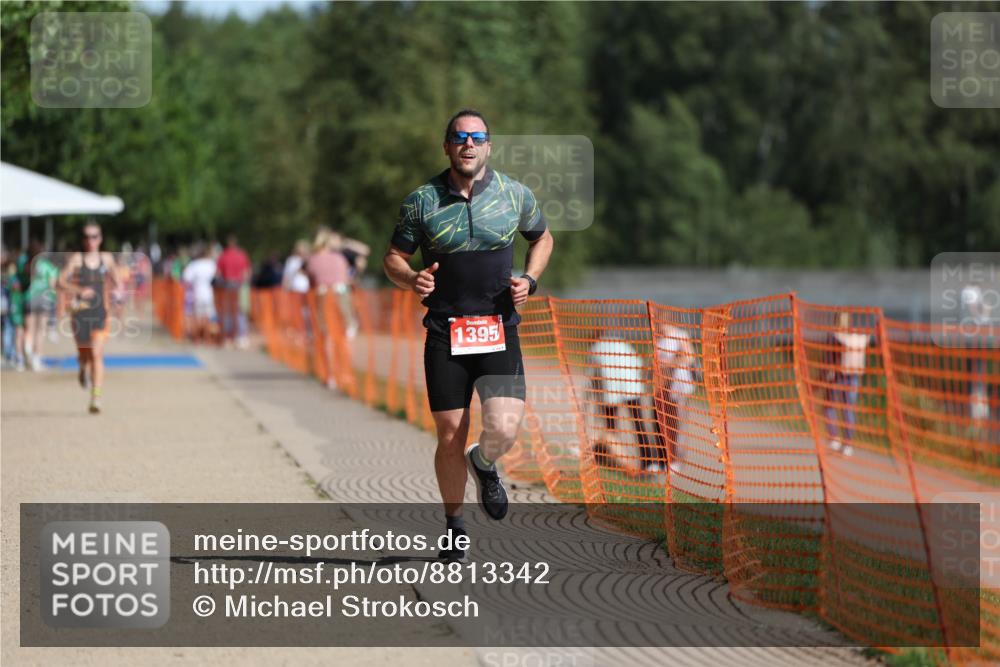 07.09.2025 - 19. Norderstedt Triathlon Michael Strokosch http://msf.ph/oto/8813342 07.09.2025 11:42:39 Laufen 1152, 1395 meine-sportfotos.de