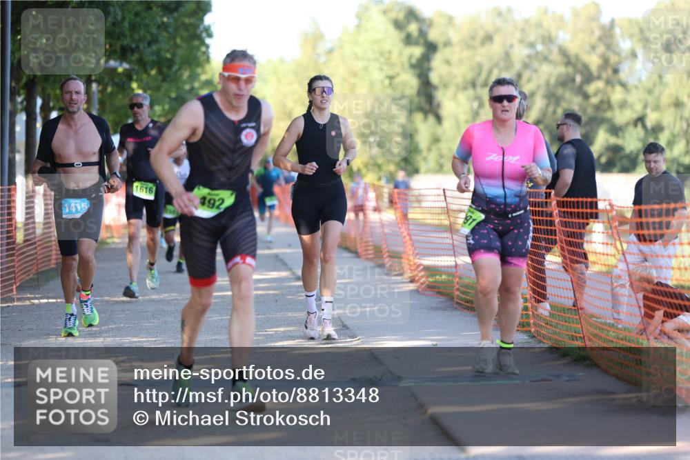 07.09.2025 - 19. Norderstedt Triathlon Michael Strokosch http://msf.ph/oto/8813348 07.09.2025 16:23:44 Laufen 492, 527, 930, 937, 1091, 1094, 1415, 1429, 1453, 1589, 1616 meine-sportfotos.de