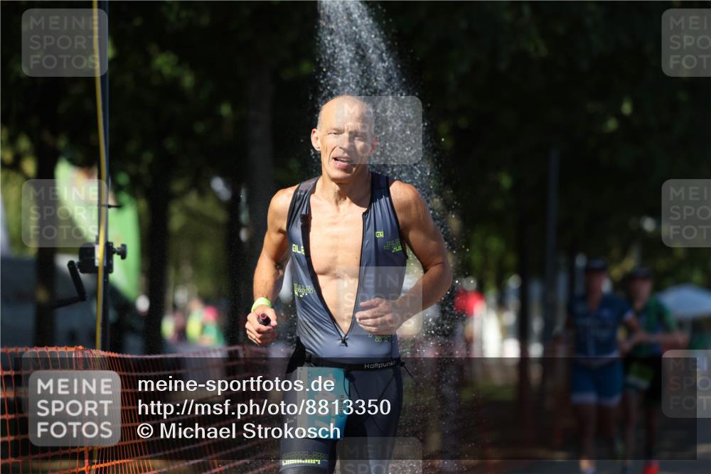 07.09.2025 - 19. Norderstedt Triathlon Michael Strokosch http://msf.ph/oto/8813350 07.09.2025 15:27:14 Laufen 441, 1457, 1507 meine-sportfotos.de