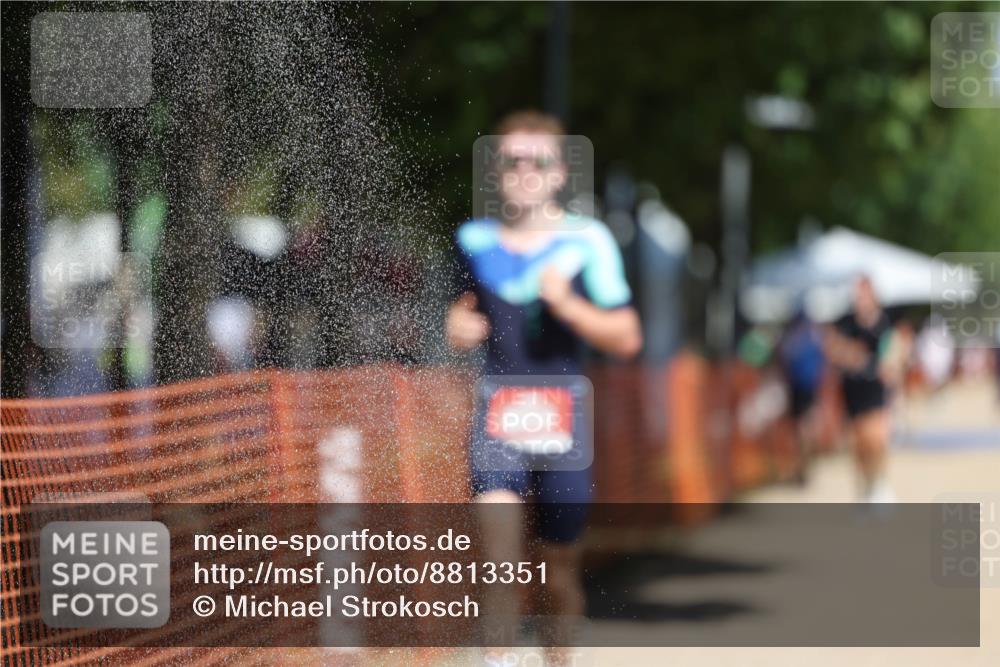 07.09.2025 - 19. Norderstedt Triathlon Michael Strokosch http://msf.ph/oto/8813351 07.09.2025 12:52:07 Laufen 856, 1248, 1296 meine-sportfotos.de