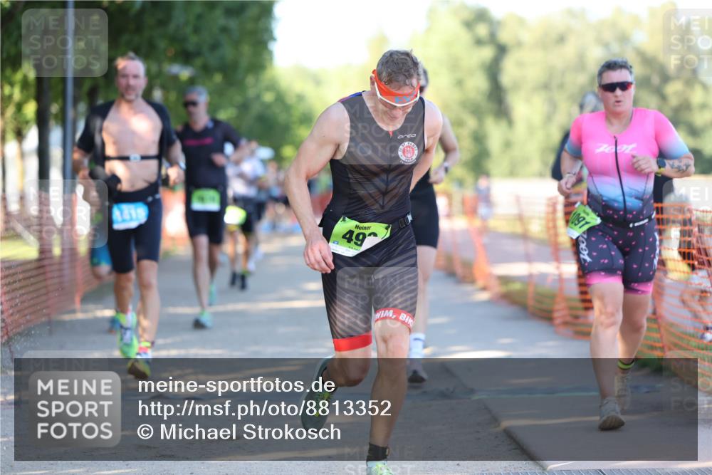 07.09.2025 - 19. Norderstedt Triathlon Michael Strokosch http://msf.ph/oto/8813352 07.09.2025 16:23:45 Laufen 492, 527, 930, 937, 1080, 1091, 1094, 1415, 1429, 1453, 1589, 1616, 1626 meine-sportfotos.de