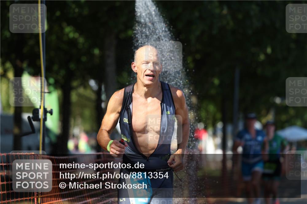 07.09.2025 - 19. Norderstedt Triathlon Michael Strokosch http://msf.ph/oto/8813354 07.09.2025 15:27:14 Laufen 441, 1457, 1507 meine-sportfotos.de